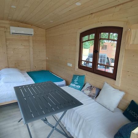 Roulotte Tout Confort A La Ferme Saint-Lumine-de-Coutais Экстерьер фото